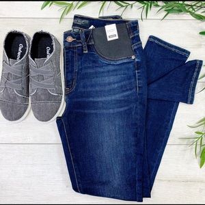 Judy blue maternity jeans